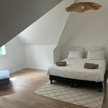 Tatil Evi Marine, Jacuzzi, 25' Disneyland La Celle-sur-Morin
